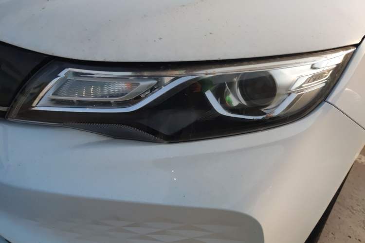 Used Geely Auto Emgrand New Energy 2022 EV Pro Ride-Hailing Version Lithium Iron Phosphate Left Front Headlight