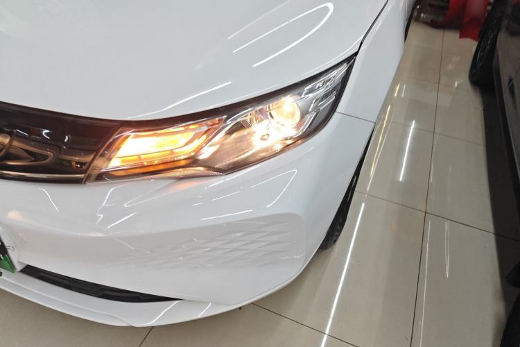 Used Geely Auto Emgrand New Energy 2022 EV Pro Ride-Hailing Version Lithium Iron Phosphate Left Front Headlight