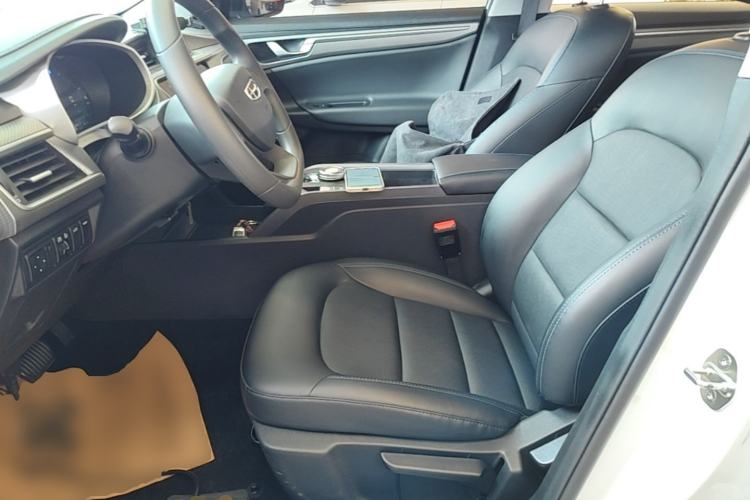Used Geely Auto Emgrand New Energy 2022 EV Pro Ride-Hailing Version Lithium Iron Phosphate Left Front Seat