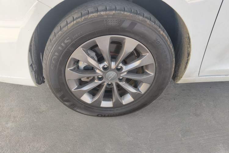 Used Geely Auto Emgrand New Energy 2022 EV Pro Ride-Hailing Version Ternary Lithium Left Front Wheel Hub
