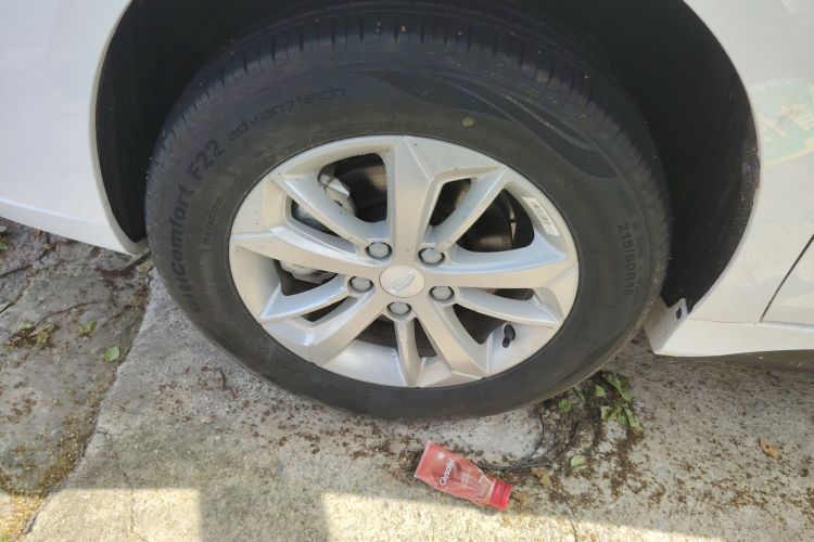 Used Geely Auto Emgrand New Energy 2022 EV Pro Ride-Hailing Version Lithium Iron Phosphate Left Front Wheel Hub
