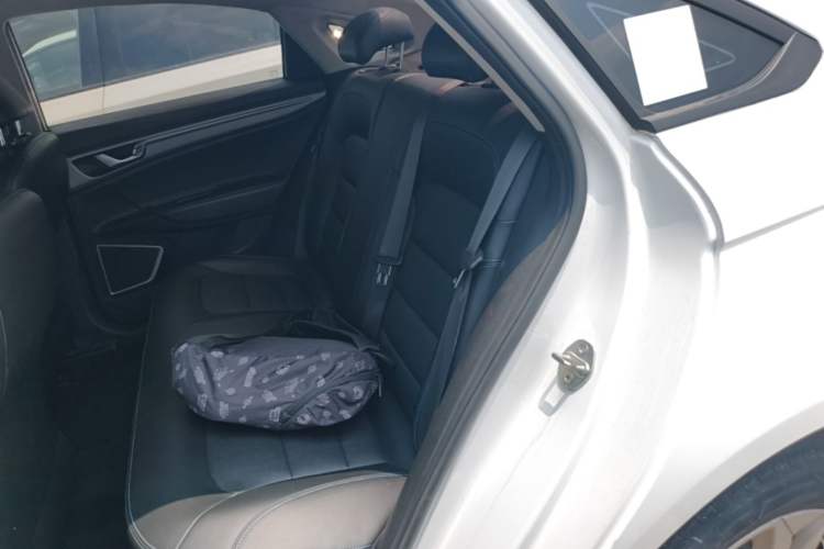 Used Geely Auto Emgrand New Energy 2022 EV Pro Ride-Hailing Version Lithium Iron Phosphate Left Rear Seat