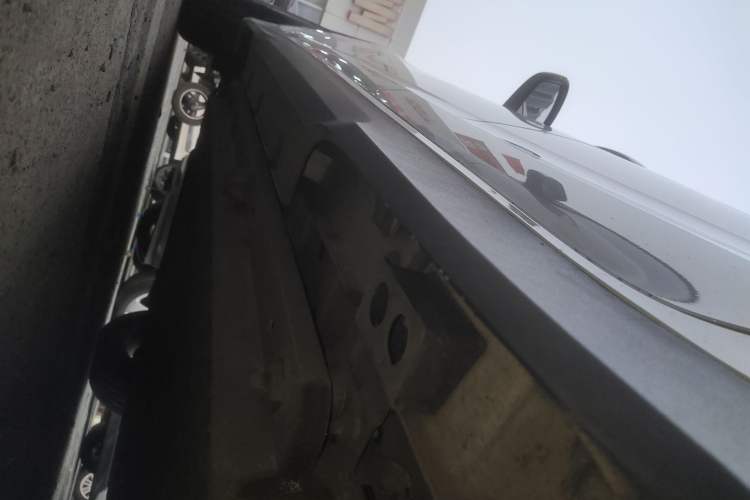 Used Geely Auto Emgrand New Energy 2022 EV Pro Ride-Hailing Version Lithium Iron Phosphate Left Side Sill