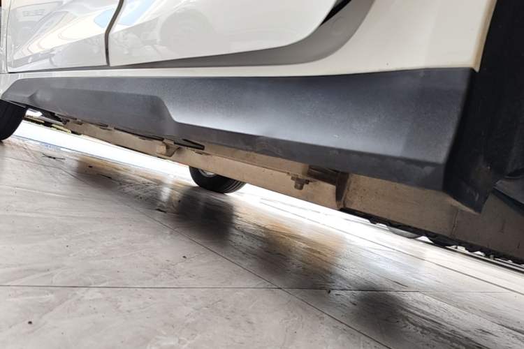 Used Geely Auto Emgrand New Energy 2022 EV Pro Ride-Hailing Version Lithium Iron Phosphate Left Side Sill
