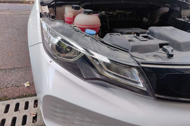 Used Geely Auto Emgrand New Energy 2022 EV Pro Ride-Hailing Version Lithium Iron Phosphate Right Front Headlight