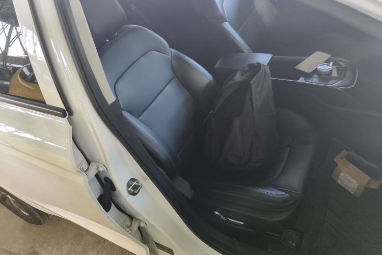 Used Geely Auto Emgrand New Energy 2022 EV Pro Ride-Hailing Version Ternary Lithium Right Front Seat