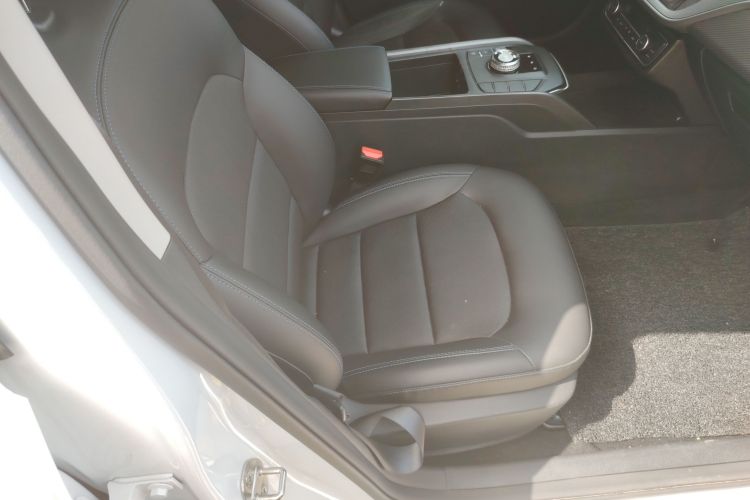 Used Geely Auto Emgrand New Energy 2022 EV Pro Ride-Hailing Version Lithium Iron Phosphate Right Front Seat