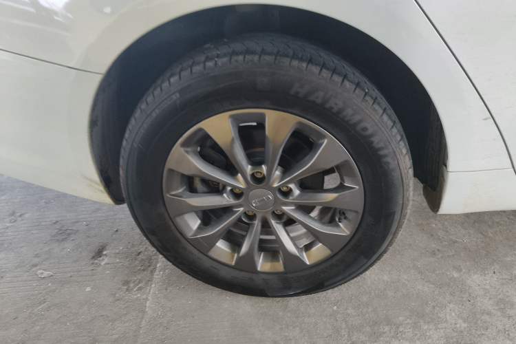 Used Geely Auto Emgrand New Energy 2022 EV Pro Ride-Hailing Version Ternary Lithium Right Rear Wheel Hub