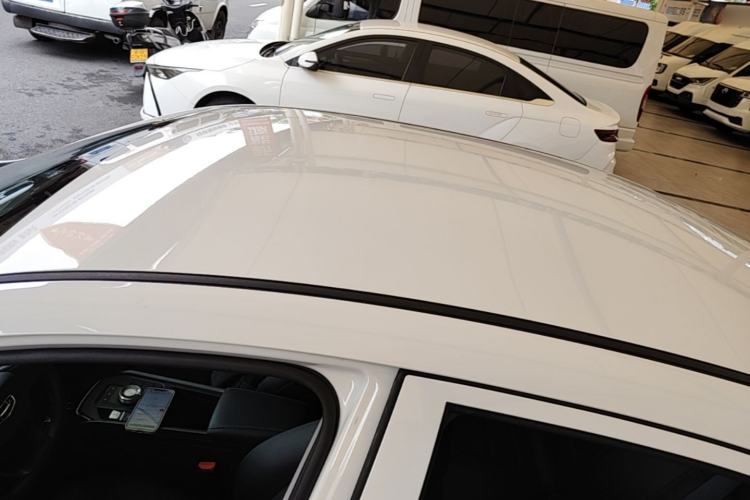 Used Geely Auto Emgrand New Energy 2022 EV Pro Ride-Hailing Version Lithium Iron Phosphate Roof