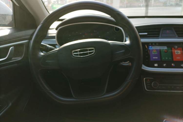 Used Geely Auto Emgrand New Energy 2022 EV Pro Ride-Hailing Version Lithium Iron Phosphate Steering Wheel