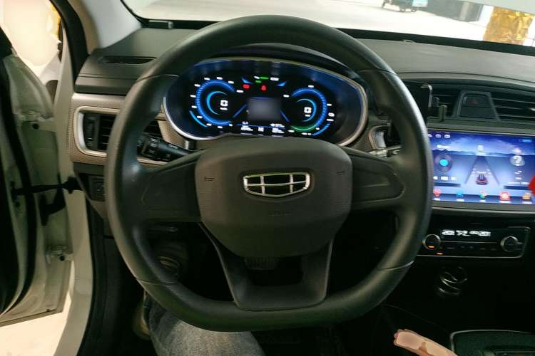 Used Geely Auto Emgrand New Energy 2022 EV Pro Rental Model - Ternary Lithium Steering Wheel