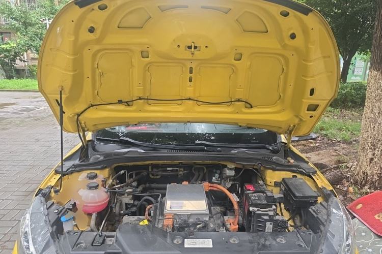 Used Geely Auto Emgrand New Energy 2022 EV Pro Rental Model - Ternary Lithium Engine Bay
