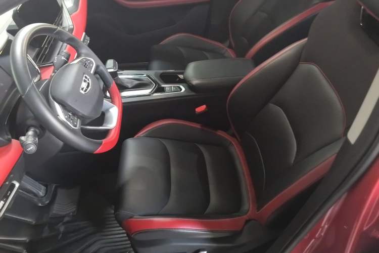 Used Geely Auto Emgrand S 2021 1.4T CVT Prestige Edition Interior 3