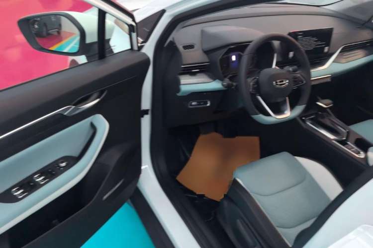 Used Geely Auto Emgrand S 2022 1.4T CVT Crossover Player Edition Interior 2