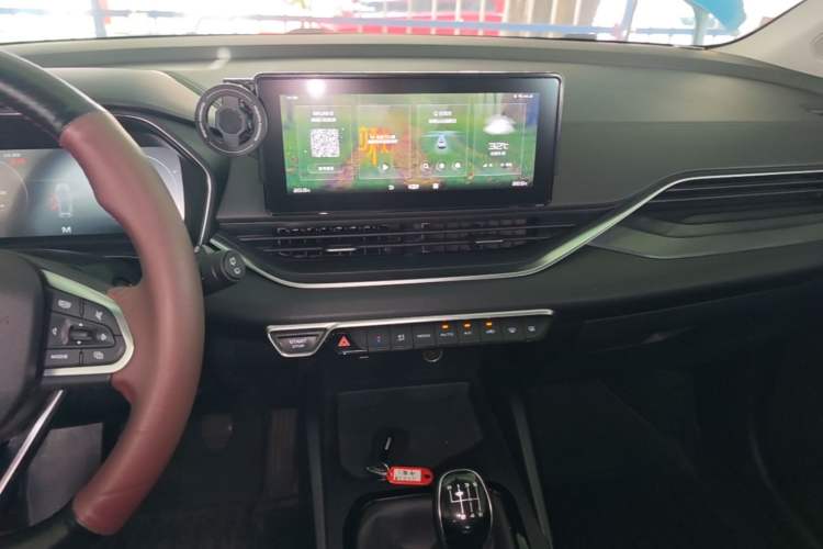 Used Geely Auto Emgrand S 2021 1.4T Manual Comfort Model Audio And AC Panel