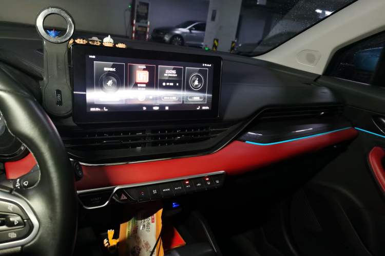 Used Geely Auto Emgrand S 2021 1.4T CVT Flagship Edition Audio And AC Panel