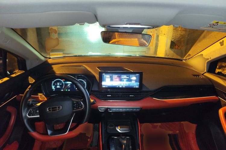 Used Geely Auto Emgrand S 2021 1.4T CVT Flagship Edition Center Console