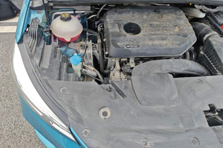 Used Geely Auto Emgrand S 2021 1.4T CVT Flagship Edition Engine Bay Right
