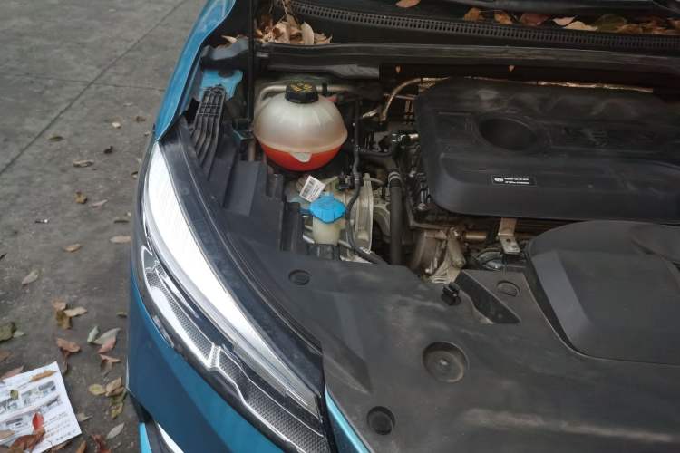 Used Geely Auto Emgrand S 2021 1.4T CVT Flagship Edition Engine Bay Right