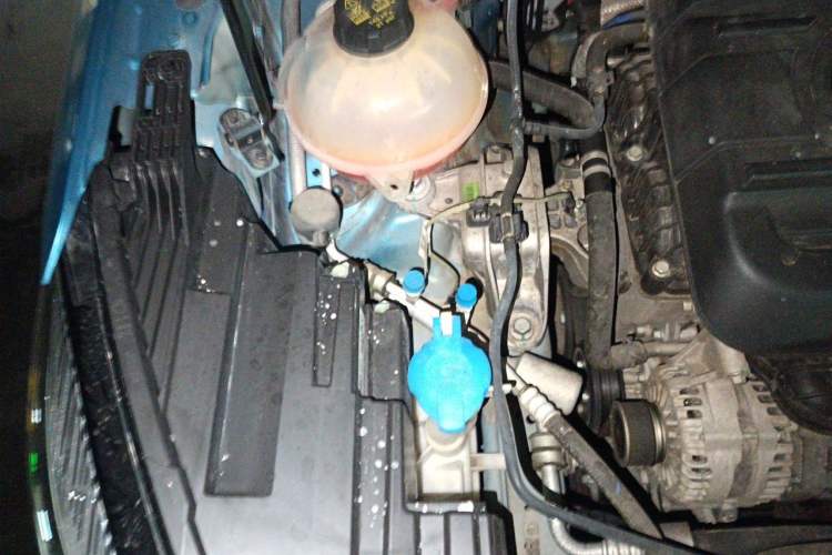 Used Geely Auto Emgrand S 2021 1.4T CVT Flagship Edition Engine Bay Right