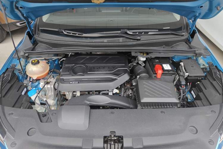 Used Geely Auto Emgrand S 2021 1.4T CVT Prestige Edition Engine Bay