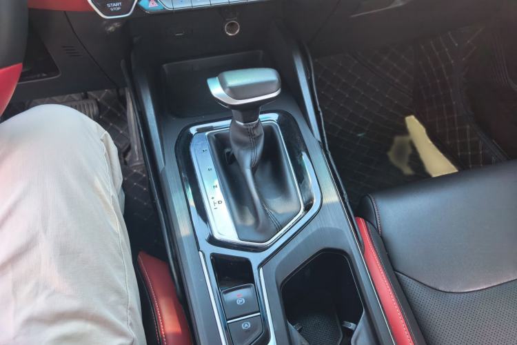 Used Geely Auto Emgrand S 2021 1.4T CVT Prestige Edition Gear Lever