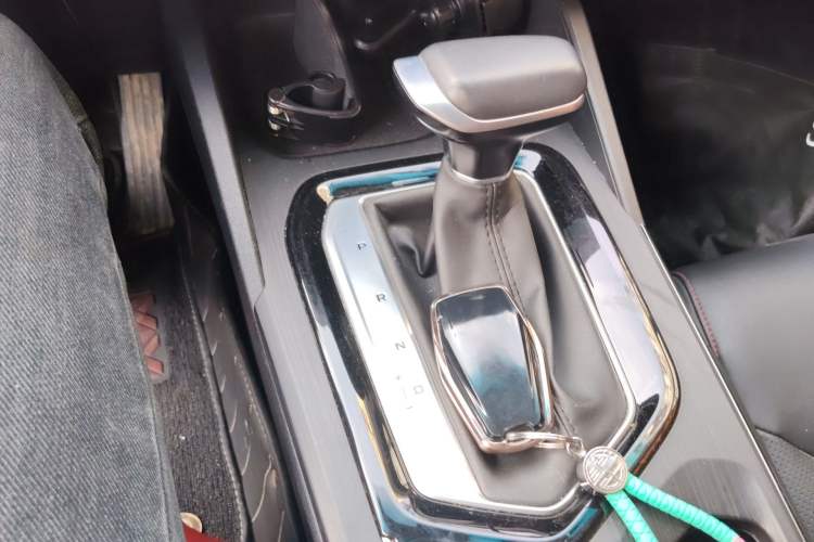Used Geely Auto Emgrand S 2021 1.4T CVT Prestige Edition Gear Lever