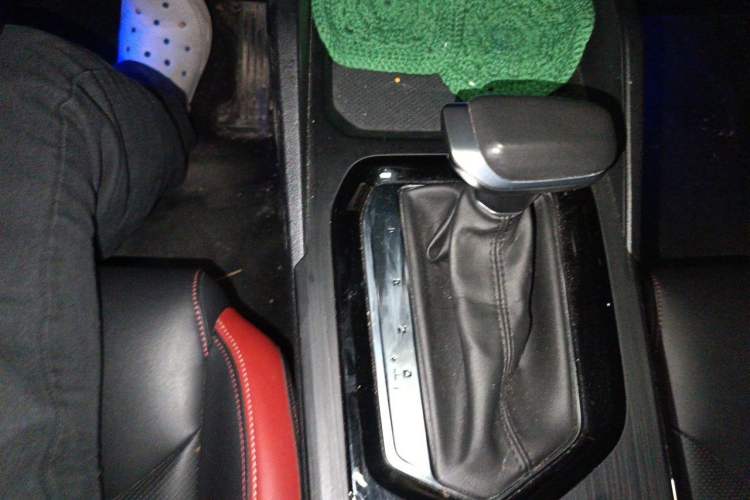 Used Geely Auto Emgrand S 2021 1.4T CVT Flagship Edition Gear Lever