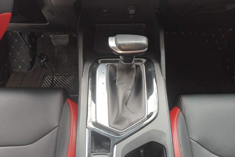 Used Geely Auto Emgrand S 2021 1.4T CVT Prestige Edition Gear Lever