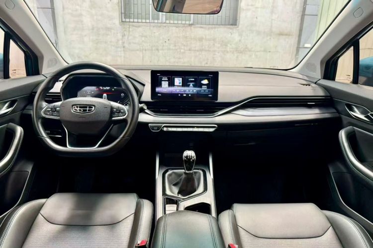 Used Geely Auto Emgrand S 2021 1.4T Manual Comfort Model Interior 1