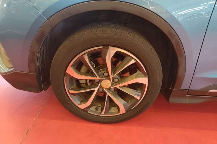 Used Geely Auto Emgrand S 2021 1.4T Manual Comfort Model Left Front Wheel Hub