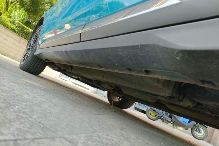 Used Geely Auto Emgrand S 2021 1.4T CVT Flagship Edition Left Side Sill