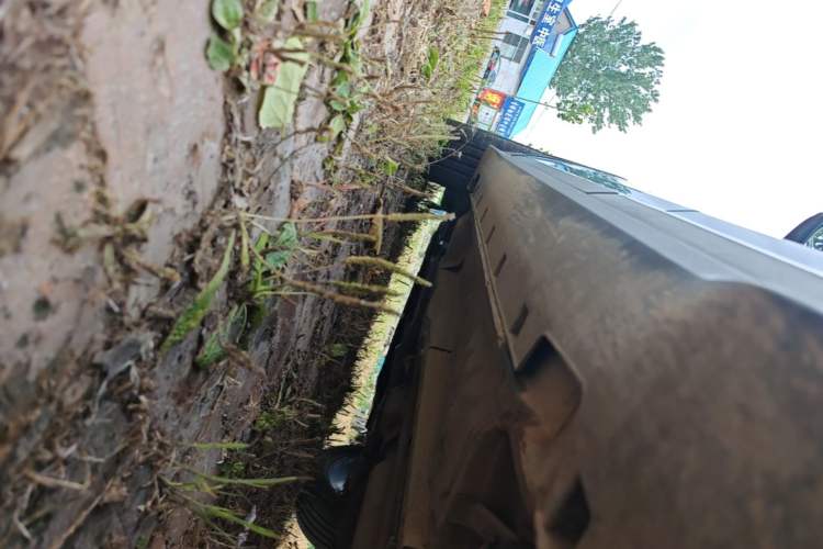 Used Geely Auto Emgrand S 2021 1.4T CVT Flagship Edition Left Side Sill