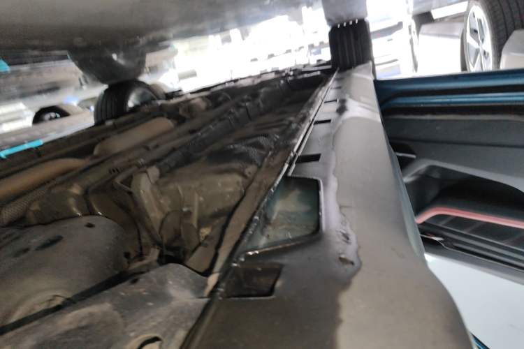 Used Geely Auto Emgrand S 2021 1.4T CVT Luxury Version Left Side Sill