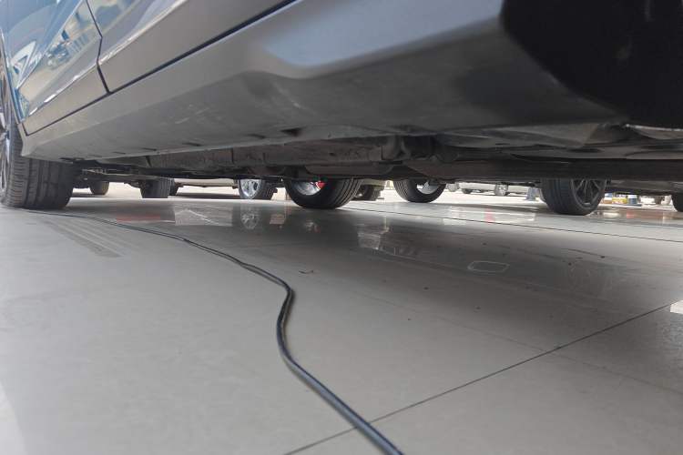Used Geely Auto Emgrand S 2021 1.4T CVT Prestige Edition Left Side Sill