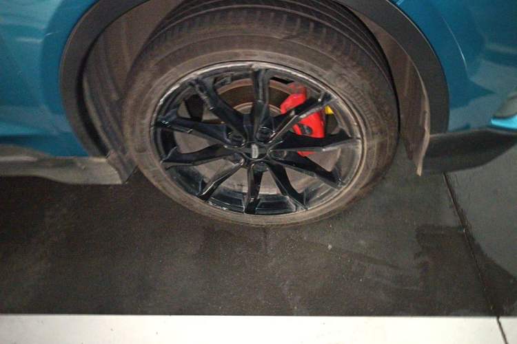 Used Geely Auto Emgrand S 2021 1.4T CVT Flagship Edition Right Front Wheel Hub