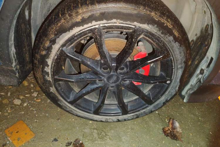 Used Geely Auto Emgrand S 2021 1.4T CVT Flagship Edition Right Front Wheel Hub