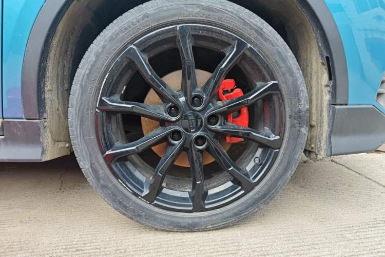 Used Geely Auto Emgrand S 2021 1.4T CVT Prestige Edition Right Front Wheel Hub