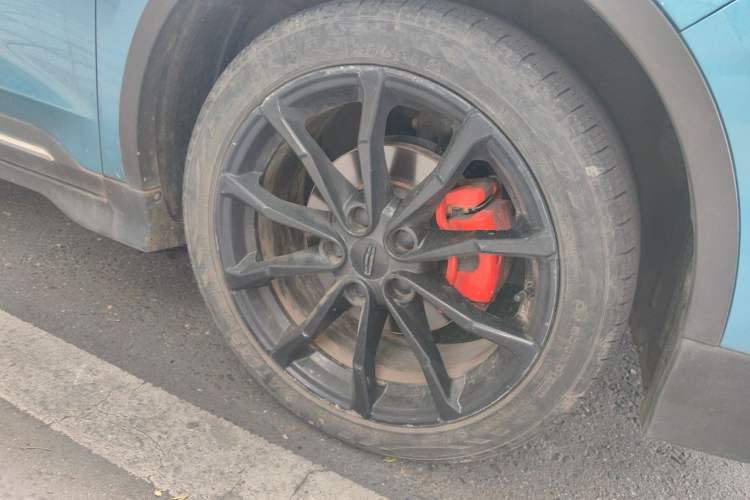 Used Geely Auto Emgrand S 2021 1.4T CVT Luxury Version Right Front Wheel Hub