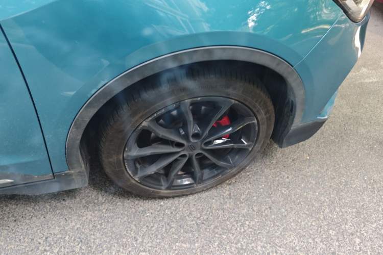 Used Geely Auto Emgrand S 2021 1.4T CVT Prestige Edition Right Front Wheel Hub