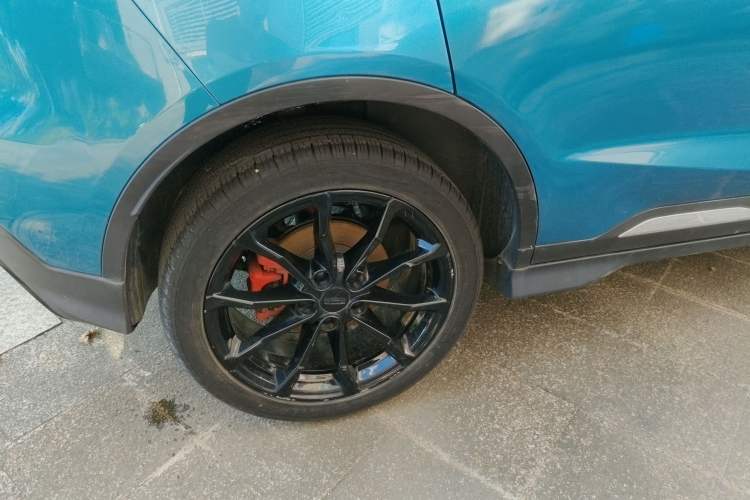 Used Geely Auto Emgrand S 2021 1.4T CVT Flagship Edition Right Rear Wheel Hub