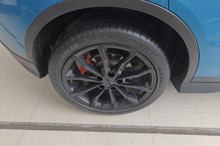 Used Geely Auto Emgrand S 2021 1.4T CVT Prestige Edition Right Rear Wheel Hub