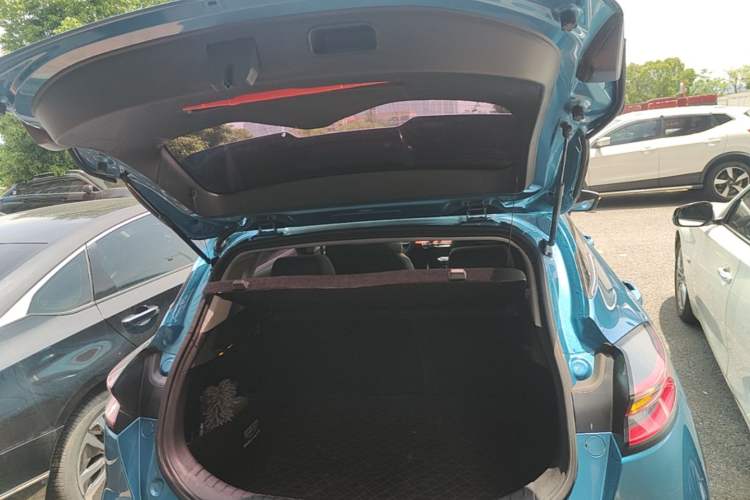 Used Geely Auto Emgrand S 2021 1.4T CVT Prestige Edition Trunk