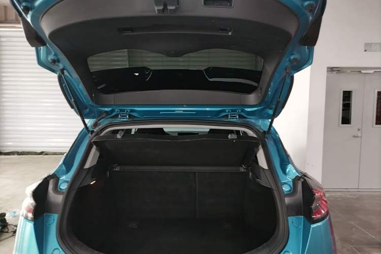 Used Geely Auto Emgrand S 2021 1.4T CVT Flagship Edition Trunk