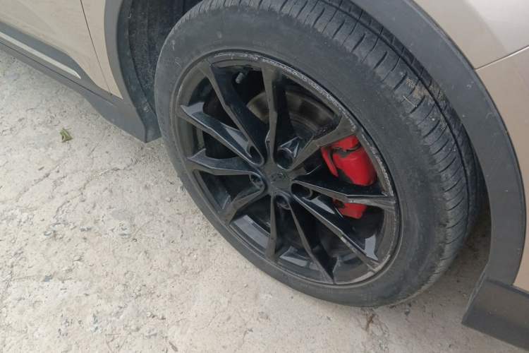 Used Geely Auto Emgrand S 2021 1.4T CVT Prestige Edition Right Front Wheel Hub