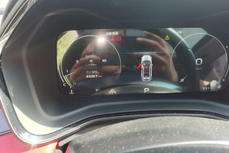 Used Geely Auto Emgrand S 2021 1.4T CVT Prestige Edition Odometer Close Up