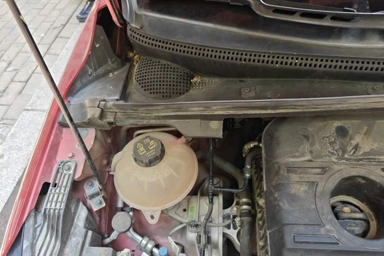 Used Geely Auto Emgrand S 2021 1.4T CVT Luxury Version Engine Bay Right