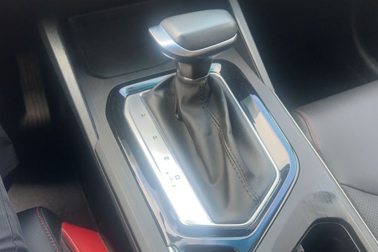 Used Geely Auto Emgrand S 2021 1.4T CVT Prestige Edition Gear Lever
