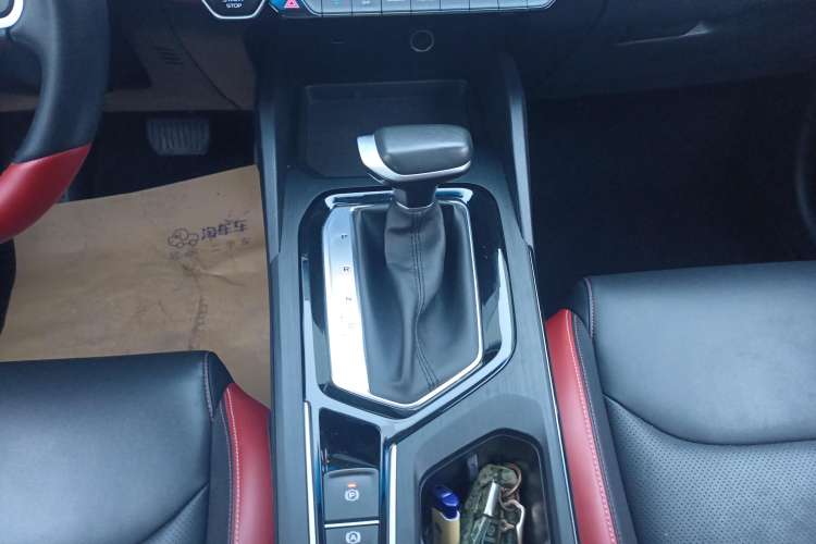 Used Geely Auto Emgrand S 2021 1.4T CVT Prestige Edition Gear Lever