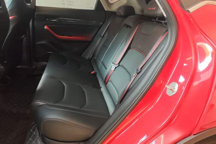 Used Geely Auto Emgrand S 2021 1.4T CVT Prestige Edition Interior 4